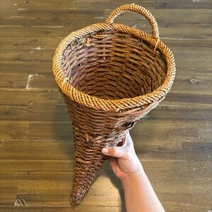 Vintage Wall Pocket Basket Hanging Wood Woven branches Cottage Natural Curved